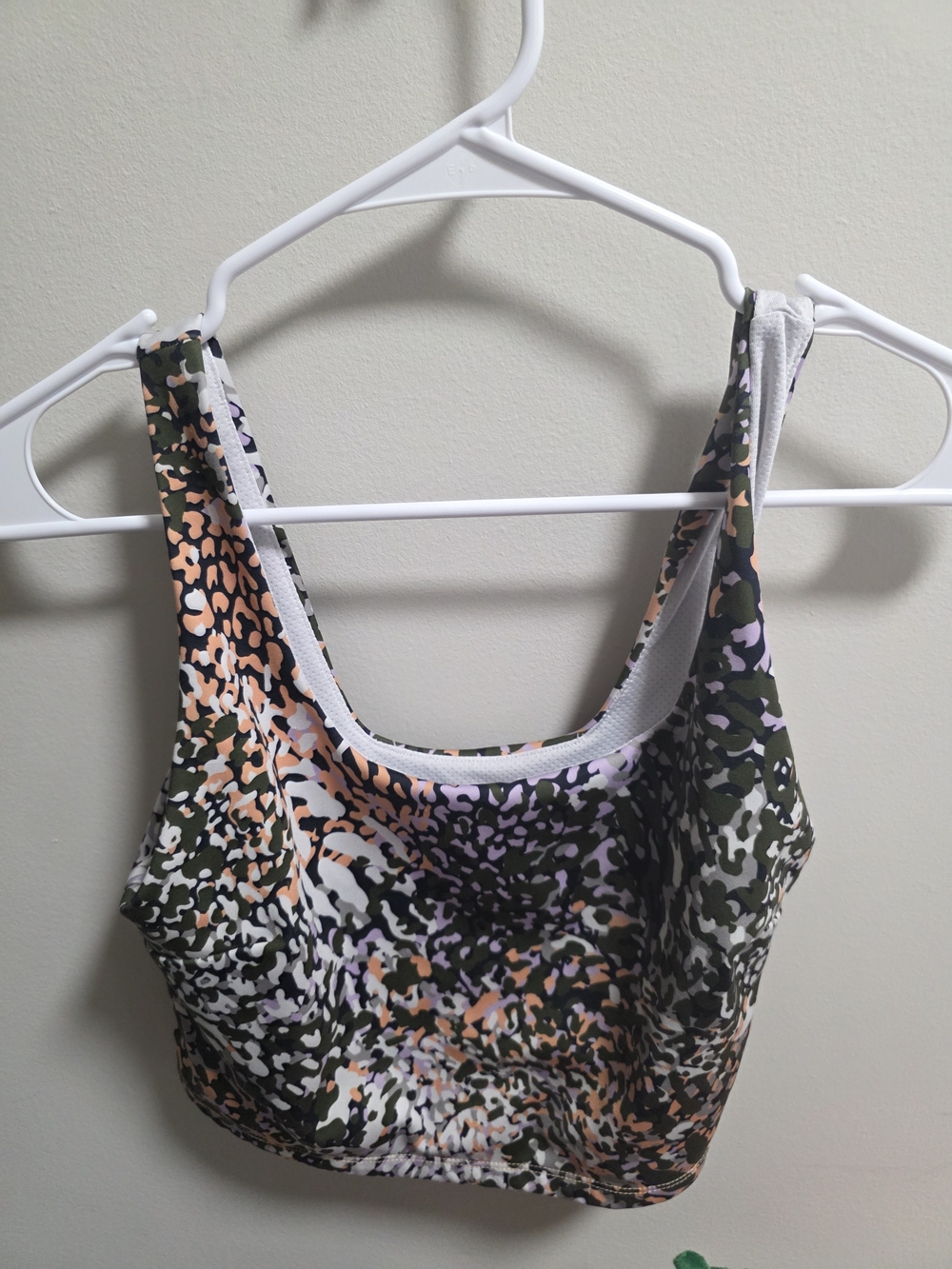 Women’s Printed Scoop Neck Bralette Crop Top - Olive Multi